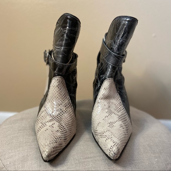 ❤️ Dos de Oro Boots - Picture 12 of 16